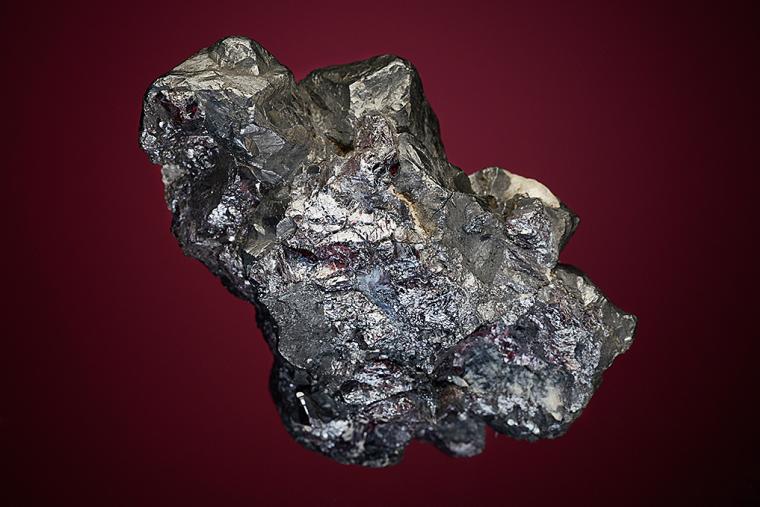 ACANTHITE on PYRARGYRITE
